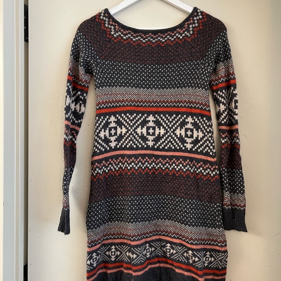 Topshop Winter Print Sweater Dress - Picture 3 of 4